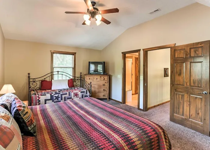 Branson Home With Game Room, Near Silver Dollar City
